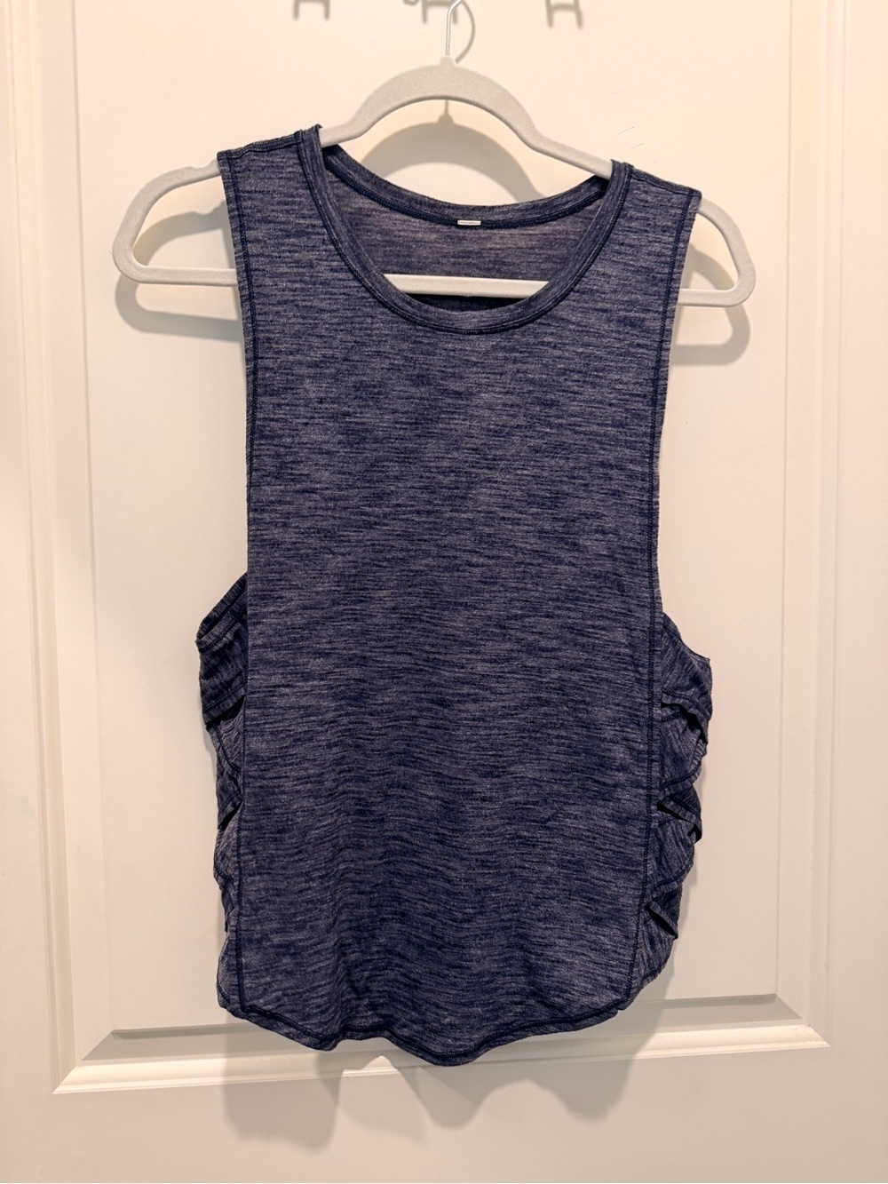 Lululemon Var-City Muscle
Tank Top Heathered Blue Size S